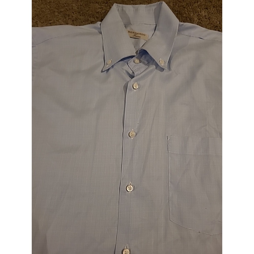 Bernardo Firenze checked Button down shirt Light Blue Large 16 1/2, 33/34